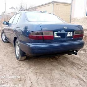 Toyota Corona 1995