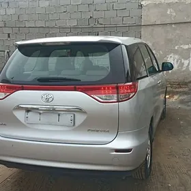 Toyota Previa 2010