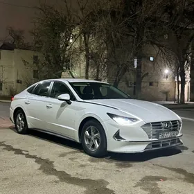 Hyundai Sonata 2021