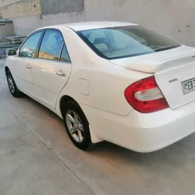 Toyota Camry 2004