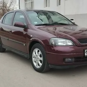 Opel Astra 2003