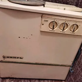 Холодильник стиральная машина