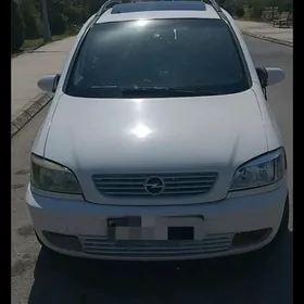 Opel Zafira 2000