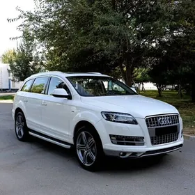 Audi Q7 2010