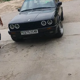 BMW 330 1989
