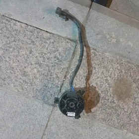 Kia Sorenta Radýator motorçik