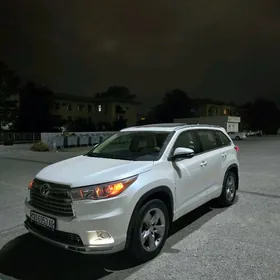 Toyota Highlander 2016