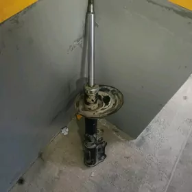 okuz camry amortizator