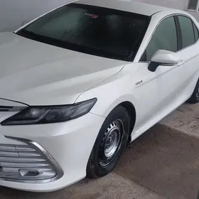 Toyota Camry 2022