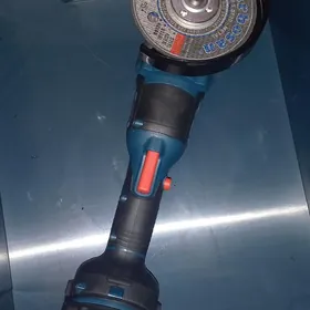 Balgarka batareýda işleÿär.