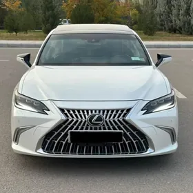 Lexus ES 350 2022