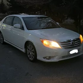 Toyota Avalon 2011