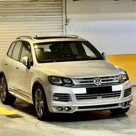 Volkswagen Touareg 2014