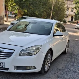 Opel Insignia 2011