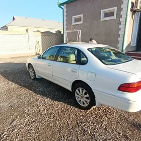 Toyota Avalon 1999