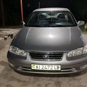 Toyota Camry 1998