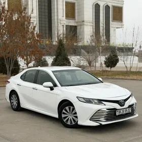 Toyota Camry 2020