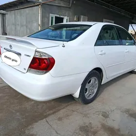 Toyota Camry 2003