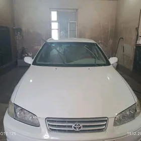 Toyota Camry 1999