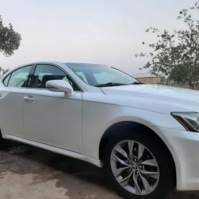 Lexus IS 2009