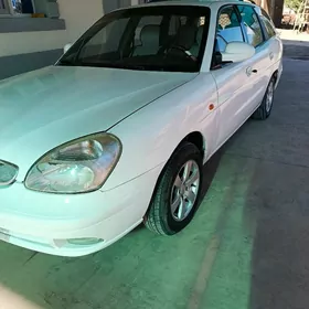 Daewoo Nubira 2002