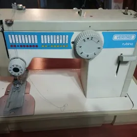 швейная машинка Veritas