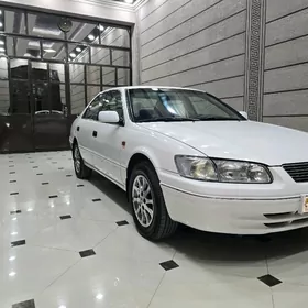 Toyota Camry 1998