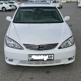 Toyota Camry 2003
