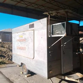 Toy hyzmat holodilnik