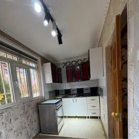 30 Мкр 1 этаж+подвал