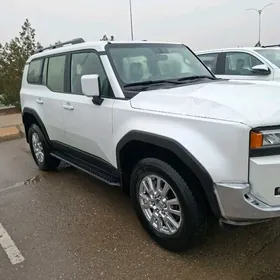 Toyota Land Cruiser Prado 2025