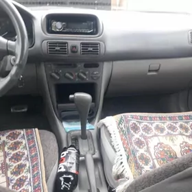 Toyota Corolla 2000