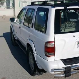 Nissan Pathfinder 2001