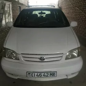 Toyota Sienna 2002