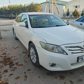 Toyota Camry 2011