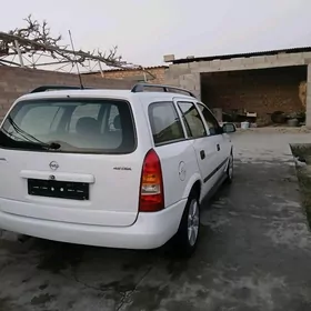 Opel Astra 2000