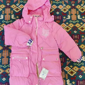 Куртка новая на 8-9лет