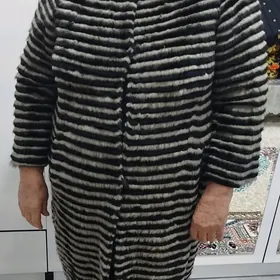 Пальто щуба женский