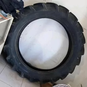 T-40 покрышка 11.38
