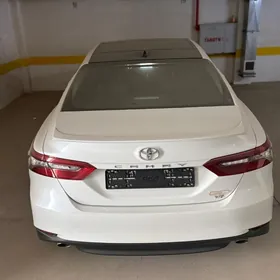 Toyota Camry 2022