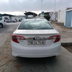 Toyota Camry 2013