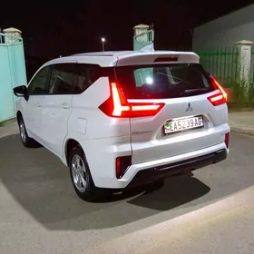 Mitsubishi Xpander 2024