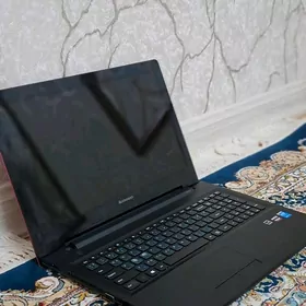 Ноутбук Lenovo 🩵