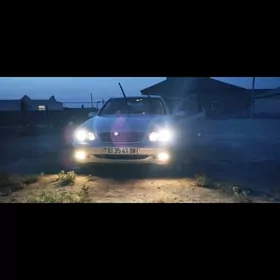 Mercedes-Benz C-Class 2001