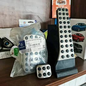 Педали Mercedes Benz