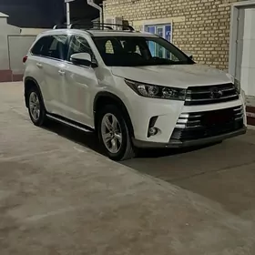 Toyota Highlander 2019