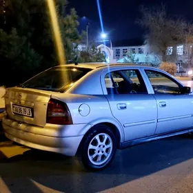 Opel Astra 2003