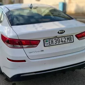 Kia Optima 2020