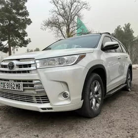 Toyota Highlander 2017