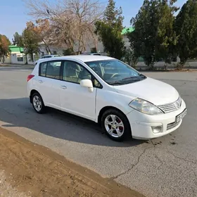 Nissan Versa 2010